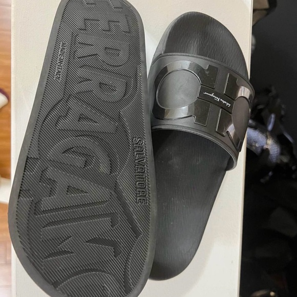 Salvatore Ferragamo Slides - Picture 2 of 2